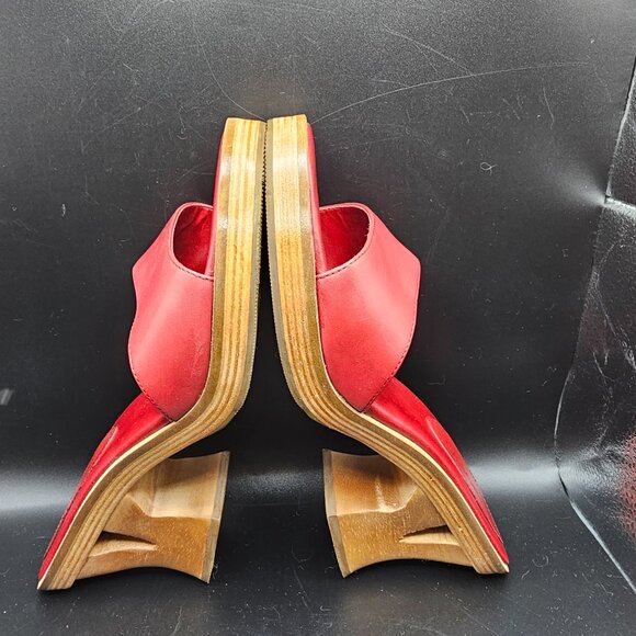 Vintage Two Lips Jiffy Cut-Out Wooden Sandals Red Leather Size 9 Made in Brazil - Picture 3 of 7